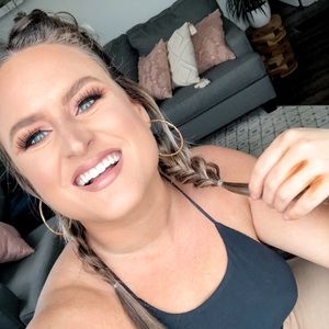 Meet your Posher, Skylar